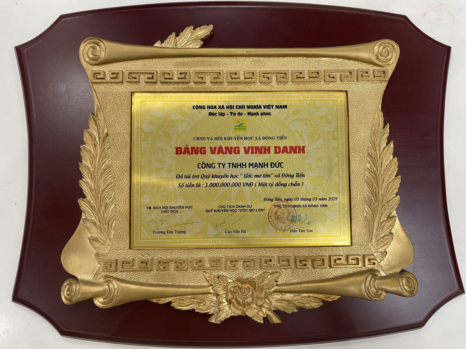 Bảng vàng vinh danh – Quỹ khuyến học “Ước mơ lớn” xã Đông Tiến
